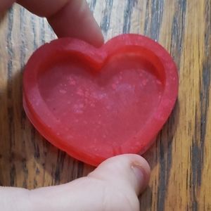 Resin heart necklace!